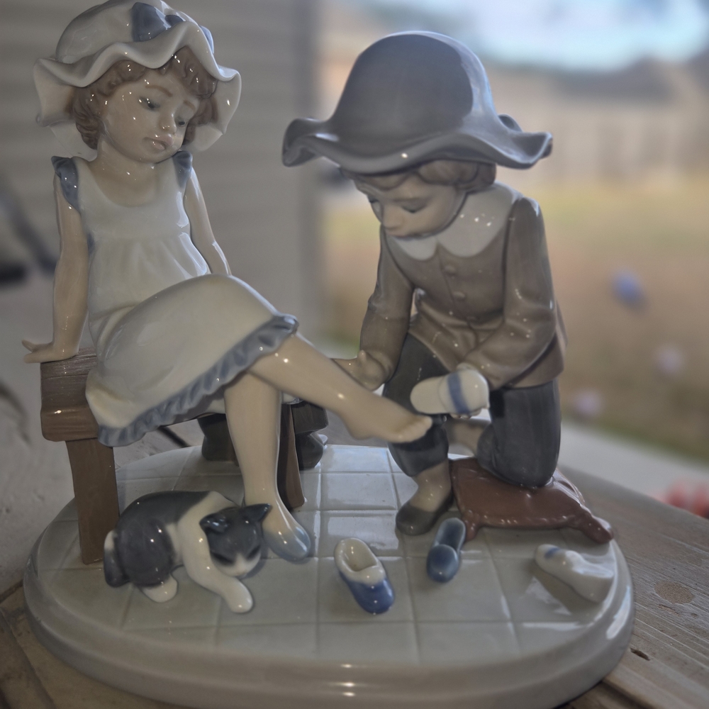 Lladro Figurine "TRY THIS ONE"